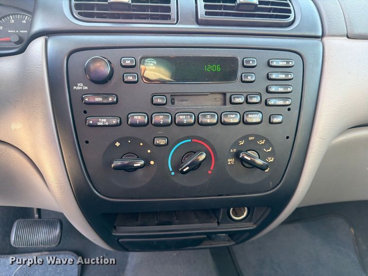 image for item FK3842 2000 Ford Taurus 