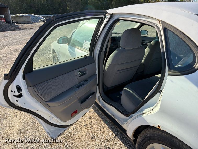 image for item FK3842 2000 Ford Taurus 