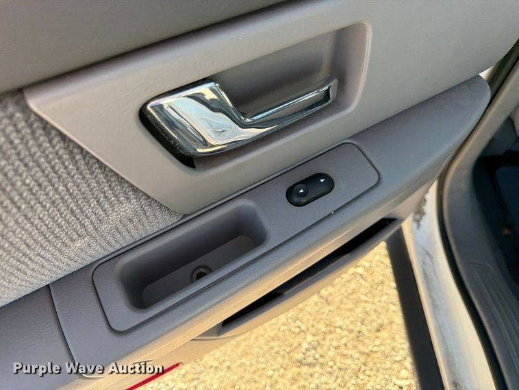 image for item FK3842 2000 Ford Taurus 