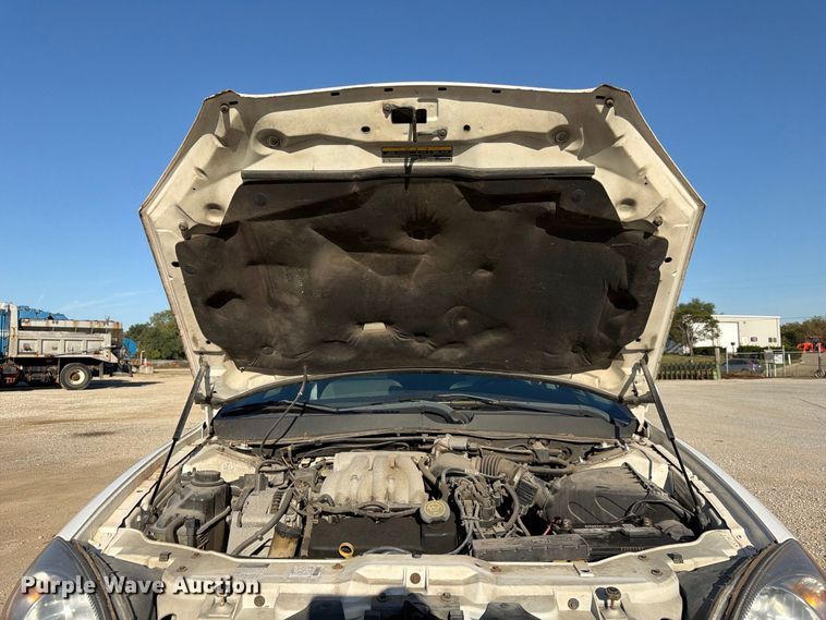 image for item FK3842 2000 Ford Taurus 
