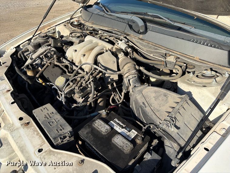 image for item FK3842 2000 Ford Taurus 