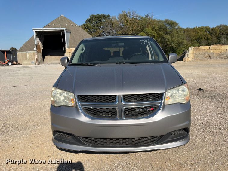 image for item FK3846 2016 Dodge Grand Caravan van