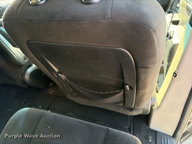 image for item FK3846 2016 Dodge Grand Caravan van