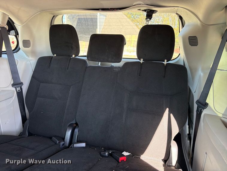 image for item FK3846 2016 Dodge Grand Caravan van