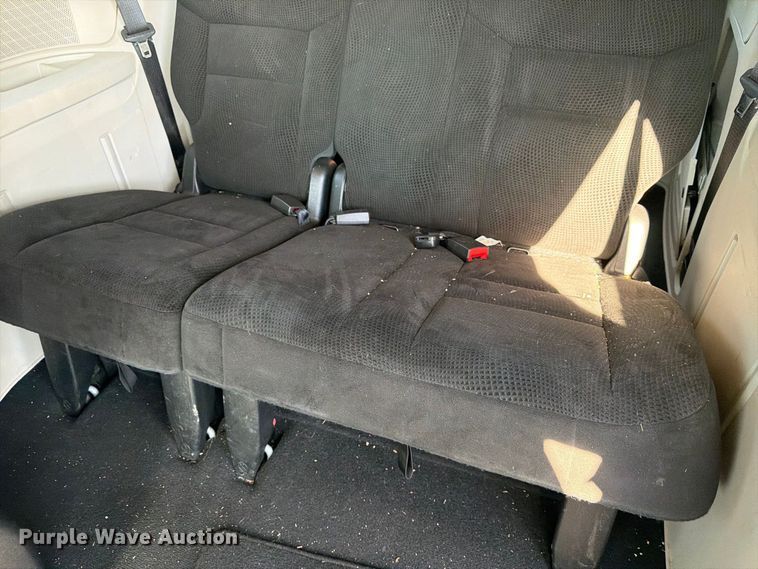 image for item FK3846 2016 Dodge Grand Caravan van