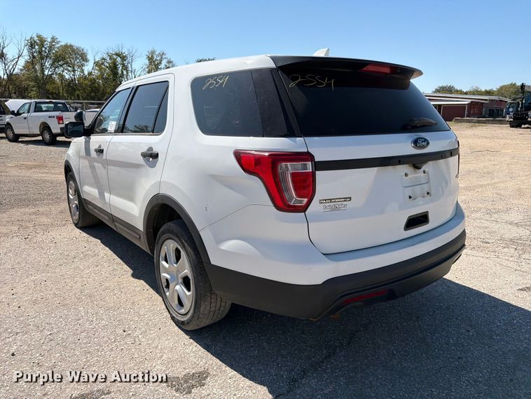image for item FK3849 2016 Ford Explorer Police SUV