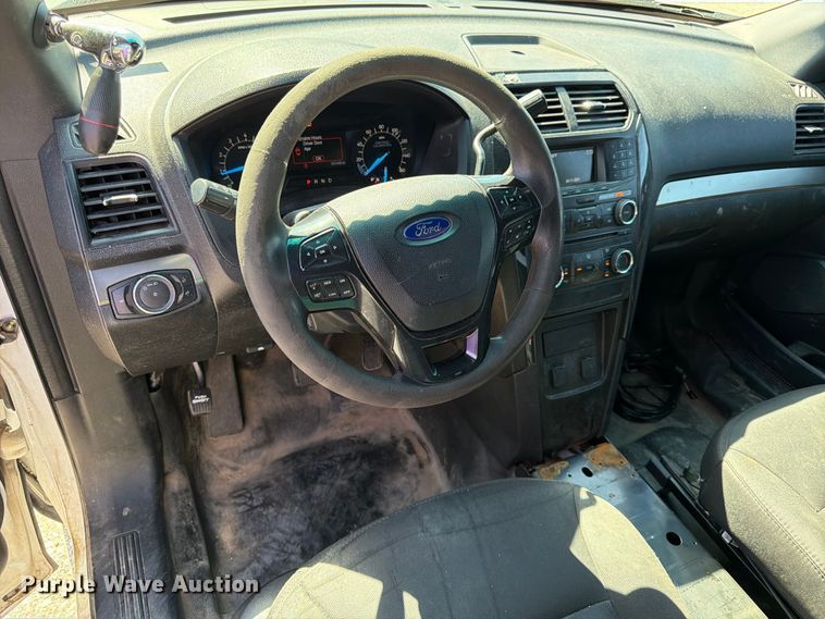 image for item FK3849 2016 Ford Explorer Police SUV