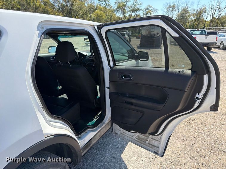 image for item FK3849 2016 Ford Explorer Police SUV