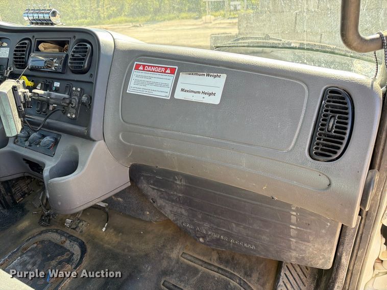 image for item FK3851 2020 Freightliner Business Class M2 refuse truck