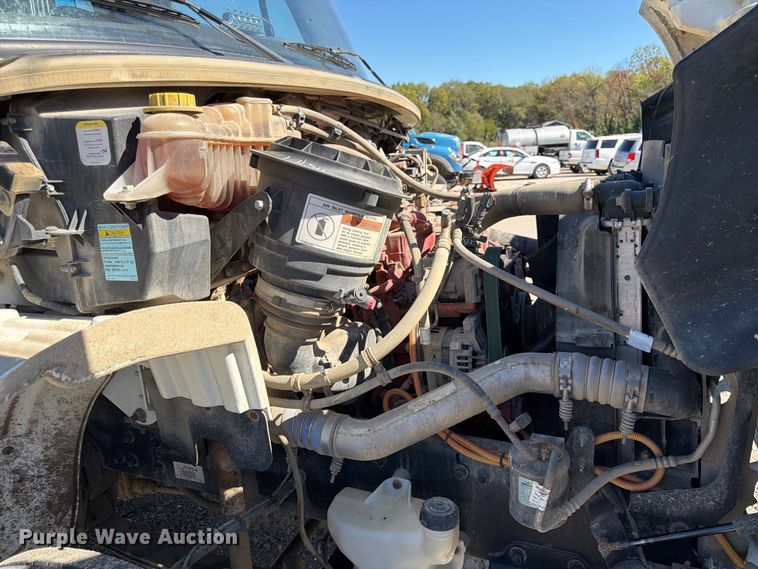 image for item FK3851 2020 Freightliner Business Class M2 refuse truck