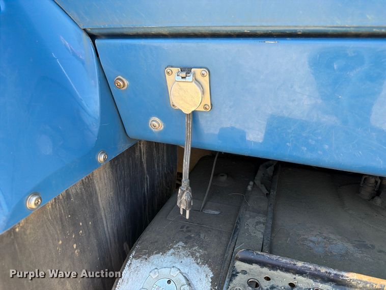 image for item FK3852 2010 International 7600 refuse truck