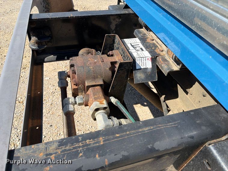 image for item FK3852 2010 International 7600 refuse truck