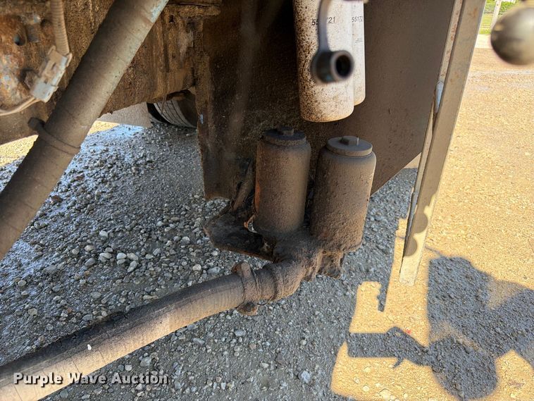 image for item FK3852 2010 International 7600 refuse truck