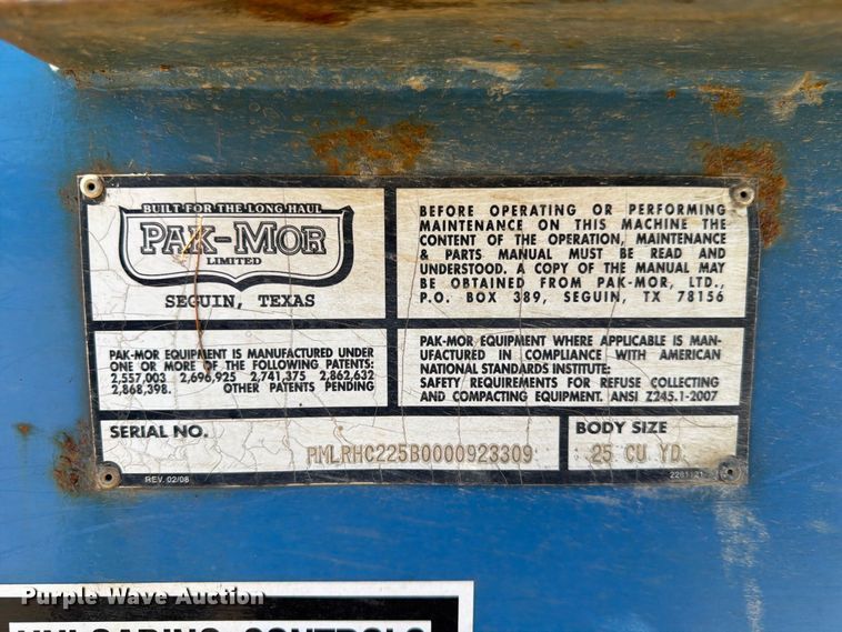 image for item FK3852 2010 International 7600 refuse truck