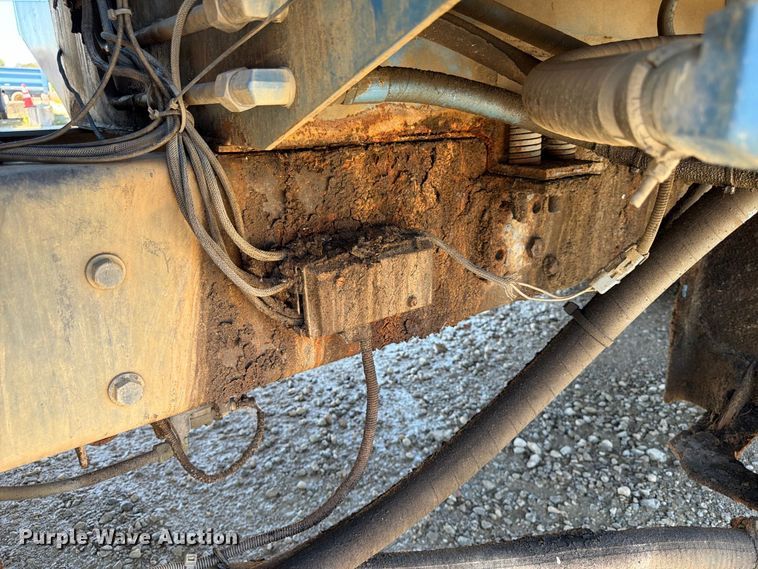 image for item FK3852 2010 International 7600 refuse truck