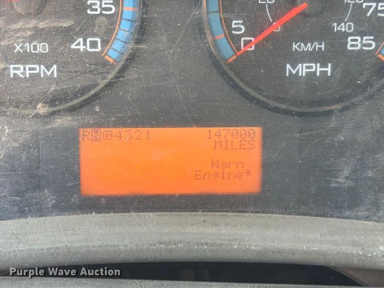 image for item FK3852 2010 International 7600 refuse truck