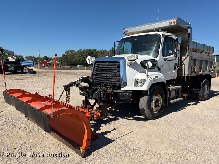 image for item FK3853 2015 Freightliner 108SD dump truck