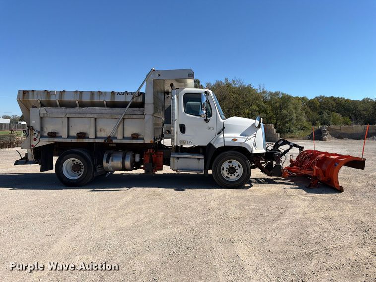 image for item FK3853 2015 Freightliner 108SD dump truck