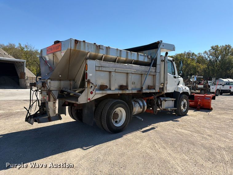 image for item FK3853 2015 Freightliner 108SD dump truck