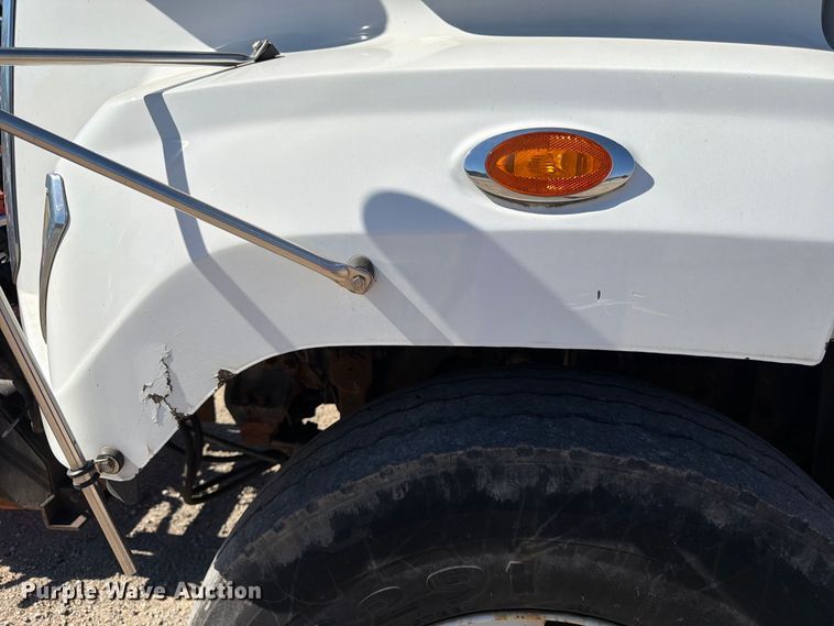 image for item FK3853 2015 Freightliner 108SD dump truck