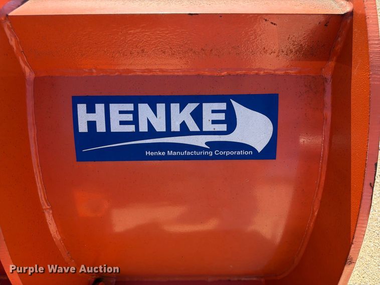 image for item FK3853 2015 Freightliner 108SD dump truck