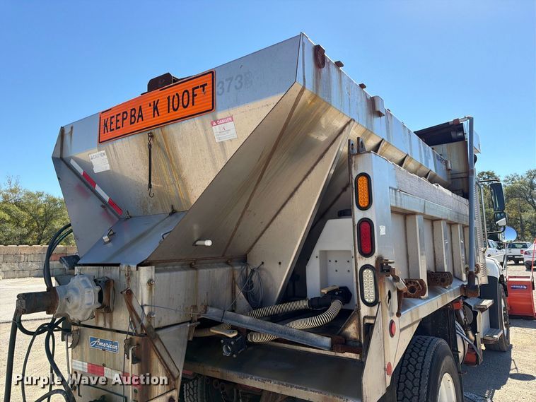 image for item FK3853 2015 Freightliner 108SD dump truck
