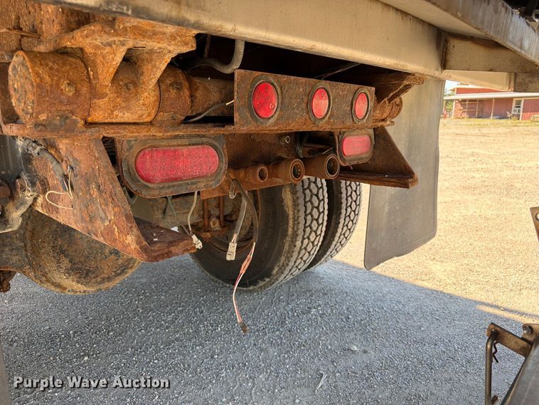 image for item FK3853 2015 Freightliner 108SD dump truck
