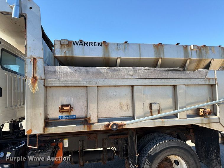 image for item FK3853 2015 Freightliner 108SD dump truck