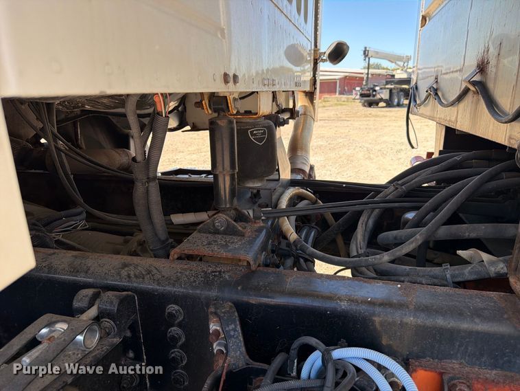image for item FK3853 2015 Freightliner 108SD dump truck
