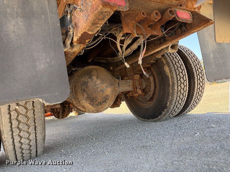 image for item FK3853 2015 Freightliner 108SD dump truck