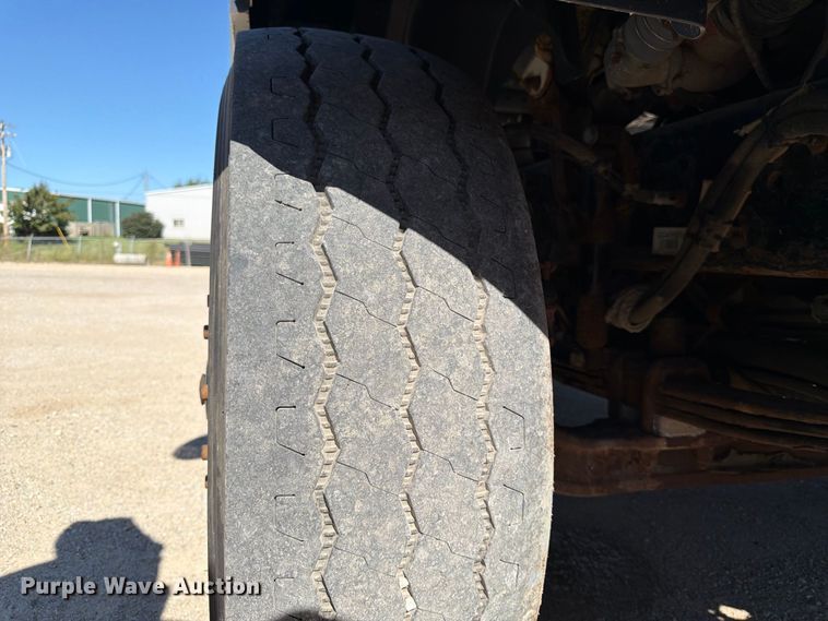 image for item FK3853 2015 Freightliner 108SD dump truck