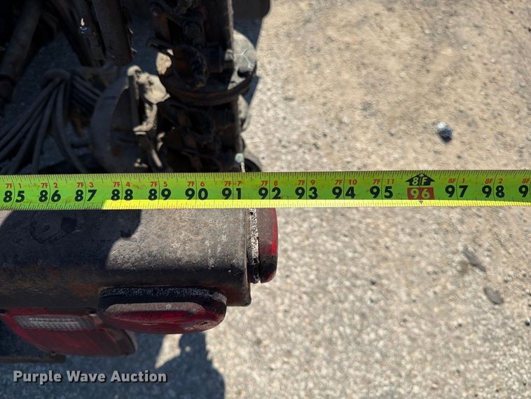 image for item FK3854 2004 Ford F750 oil distributor truck