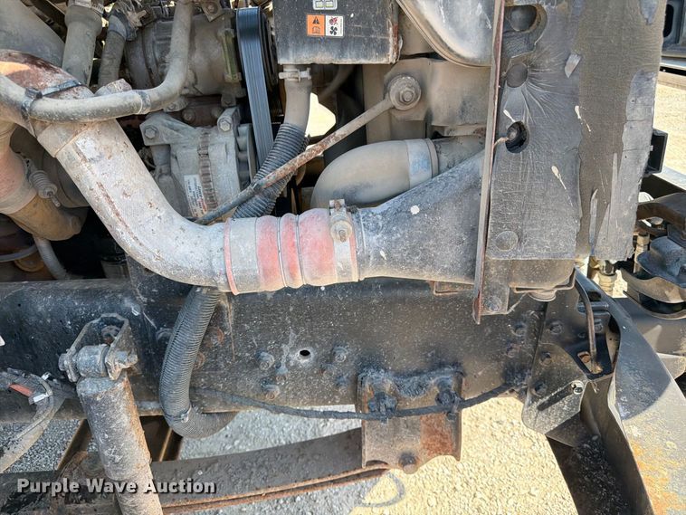 image for item FK3854 2004 Ford F750 oil distributor truck
