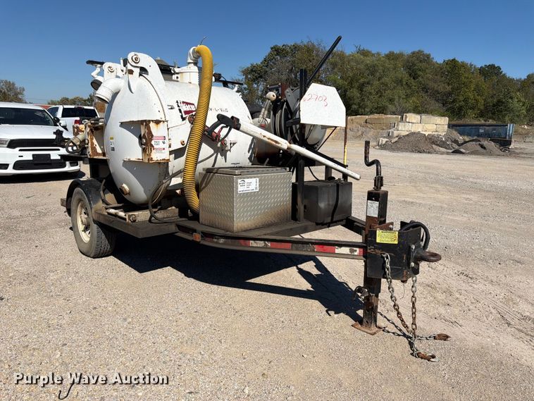 image for item FK3855 2009 Wachs Trav-L-Vac 77-000-22 vacuum excavator