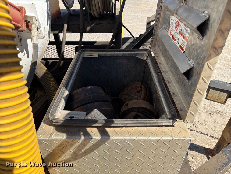 image for item FK3855 2009 Wachs Trav-L-Vac 77-000-22 vacuum excavator