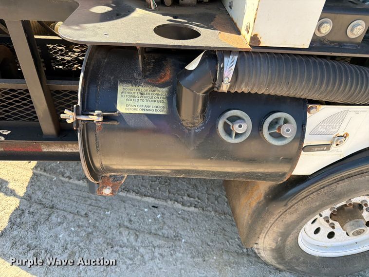 image for item FK3855 2009 Wachs Trav-L-Vac 77-000-22 vacuum excavator