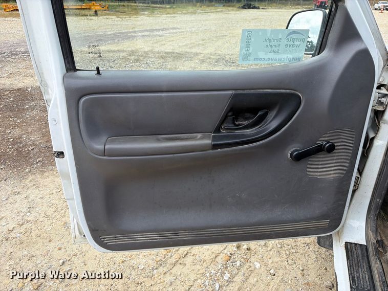 image for item FM6550 2002 Ford Ranger pickup truck