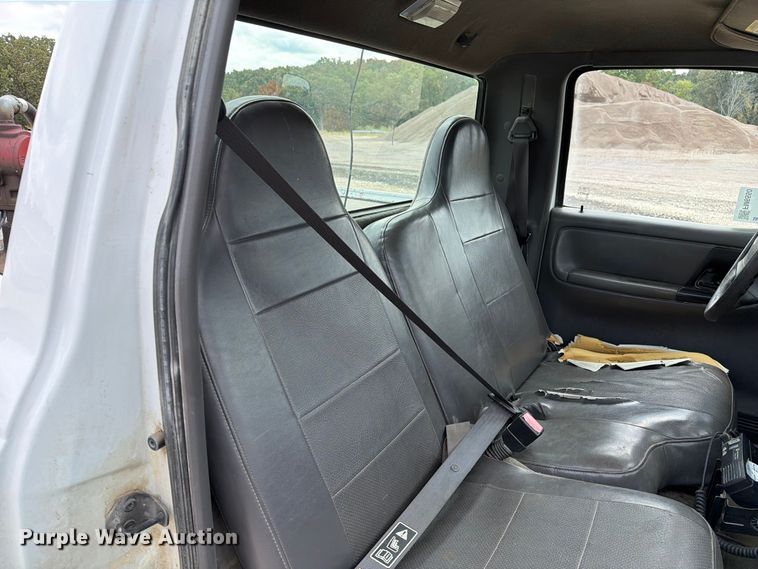 image for item FM6550 2002 Ford Ranger pickup truck
