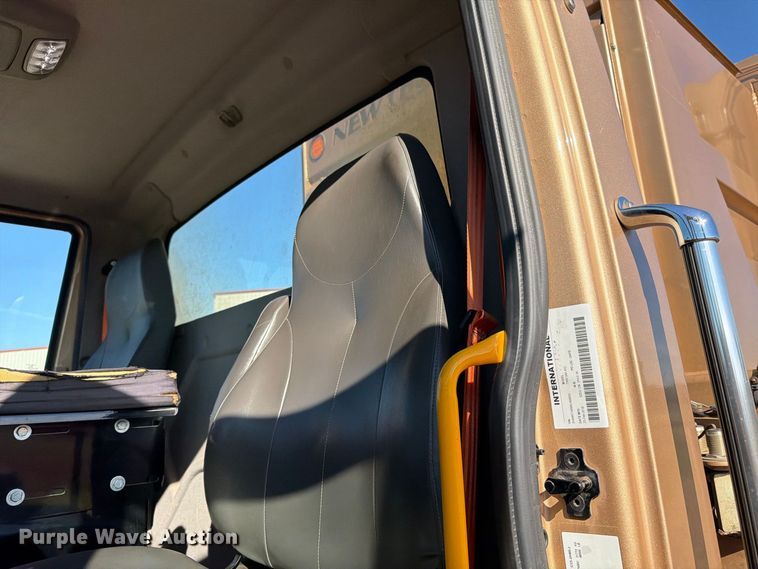 image for item FN2062 2019 International WorkStar refuse truck