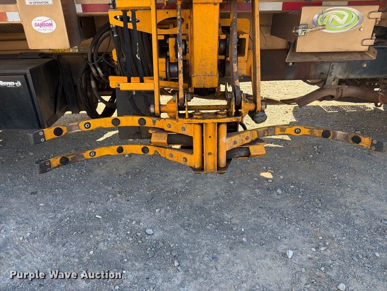 image for item FN2063 2019 International WorkStar refuse truck