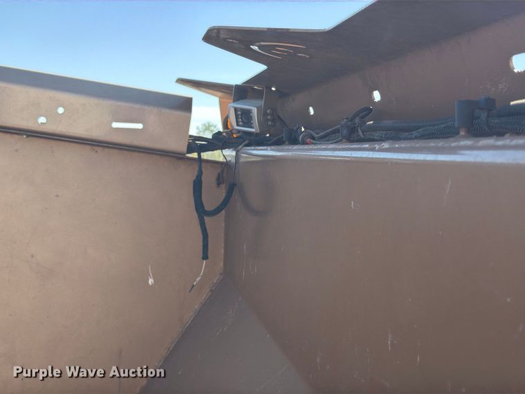 image for item FN2063 2019 International WorkStar refuse truck
