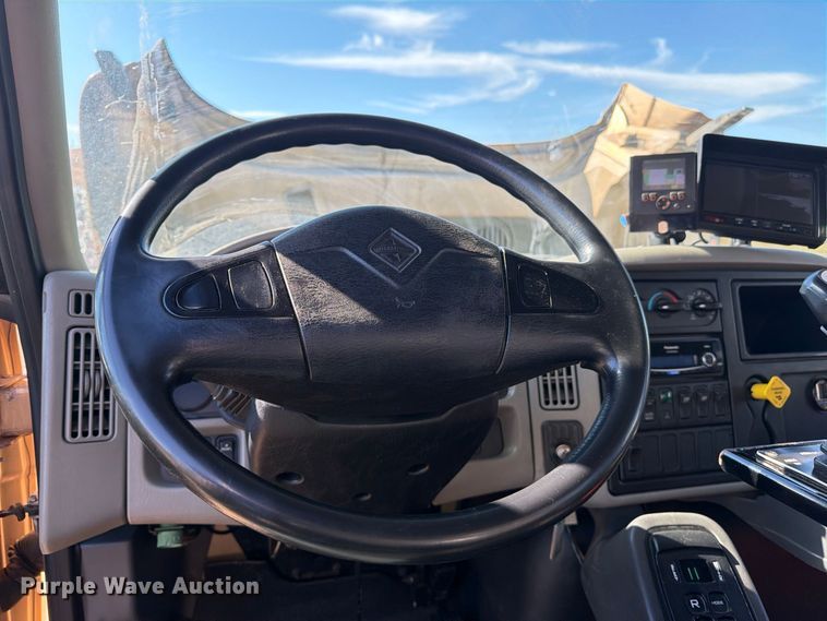 image for item FN2063 2019 International WorkStar refuse truck