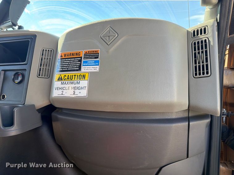 image for item FN2063 2019 International WorkStar refuse truck