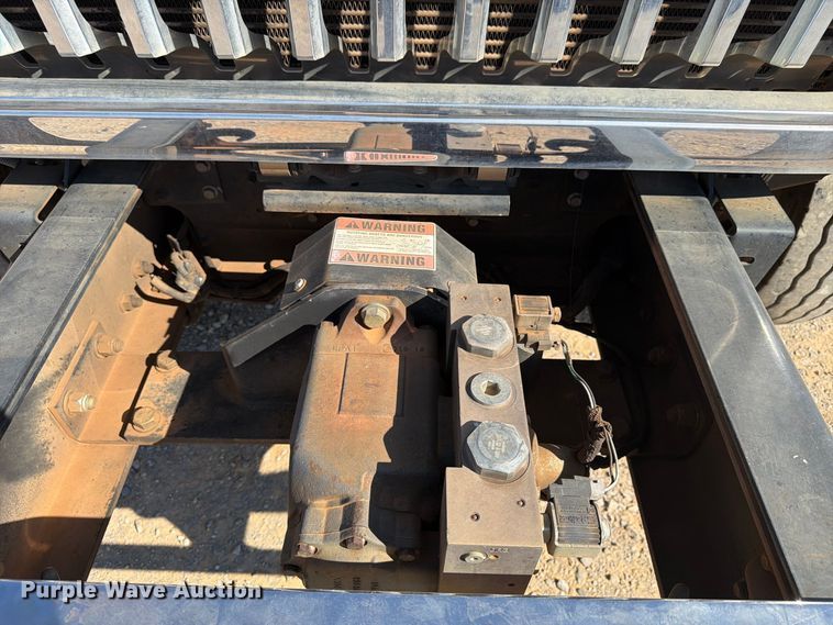 image for item FN2063 2019 International WorkStar refuse truck