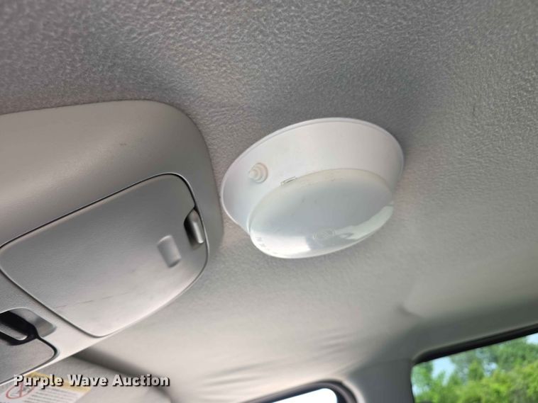 image for item FN5705 2004 Ford Explorer SUV