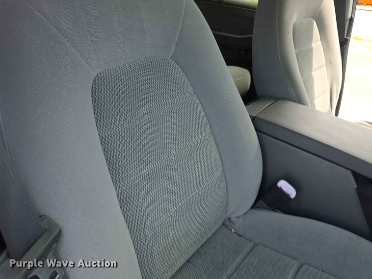 image for item FN5705 2004 Ford Explorer SUV