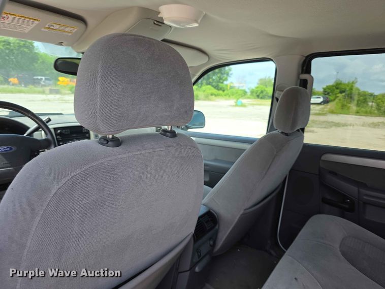 image for item FN5705 2004 Ford Explorer SUV