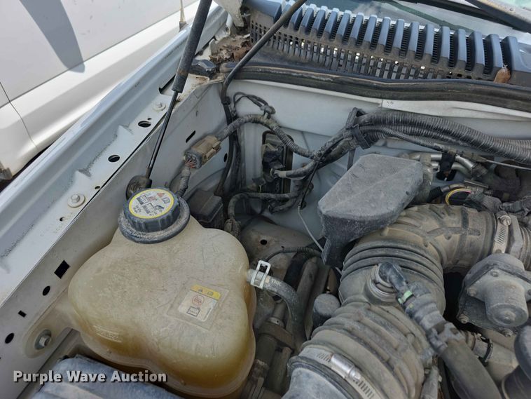 image for item FN5705 2004 Ford Explorer SUV