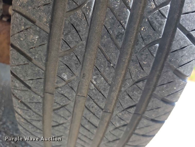 image for item FN5705 2004 Ford Explorer SUV