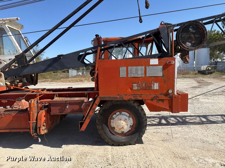 image for item FP3122 1978 Link Belt HC48A crane